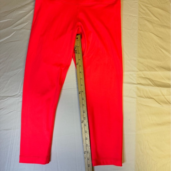 Yogalicious Coral Crop Leggings Performance Stretch - Picture 6 of 9